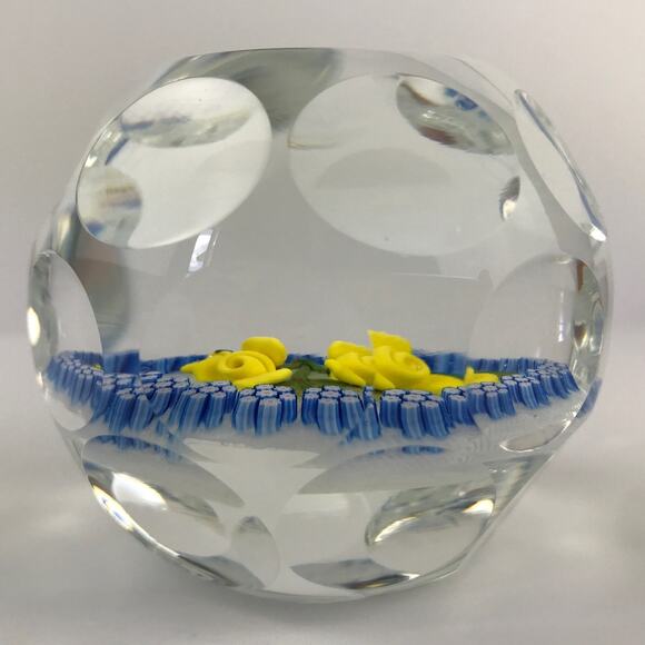 Perthshire 1998E Yellow Rose Bouquet Lampwork Flower Faceted Garland Paperweight - Picture 5 of 12